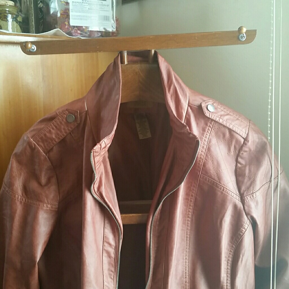 Jacket - Picture 5 of 7